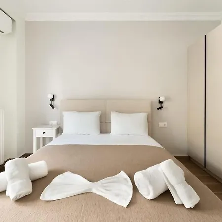 Διαμέρισμα 2 Bedroom Mitropoleos 89 - Estia Premium *